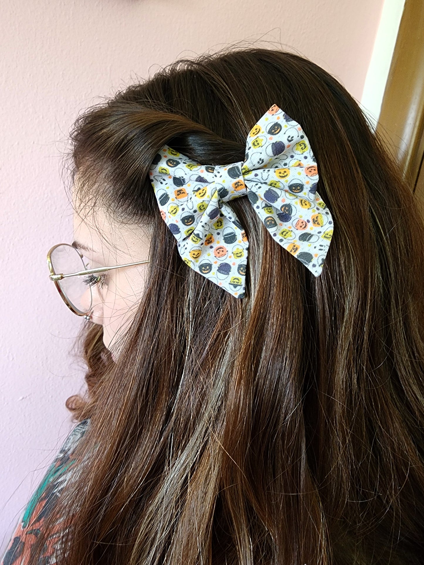 Mini Bow - Spooky Buckets