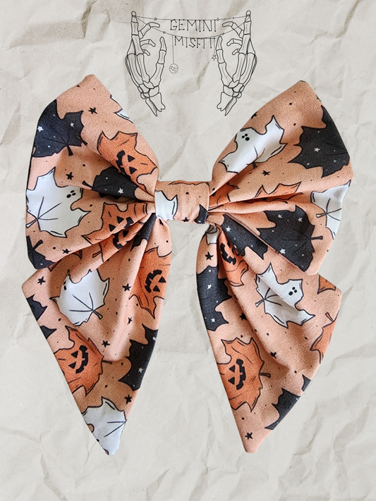 Bow - Spooky Leaves
