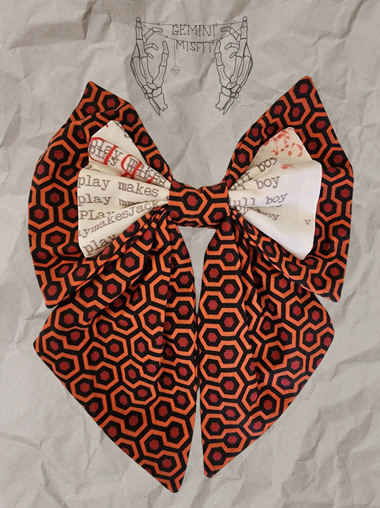 Jumbo Bow - Secluded Hotel